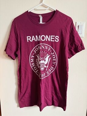 RAMONES - T-Shirt - Large - Maroon - Brand New!